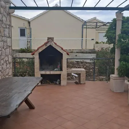 Jagoda - Three Bedroom Villa Gornji Dingač